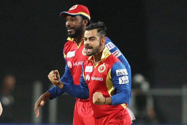 IPL-8: अनुष्का को मिली नई 'दोस्त', दीपिका के साथ देखा मैच