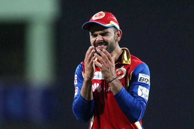 धोनी से हारने के बाद रो पड़े विराट कोहली