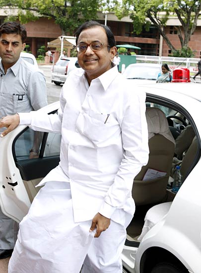 संसद में मानसून सत्र का दूसरा दिन