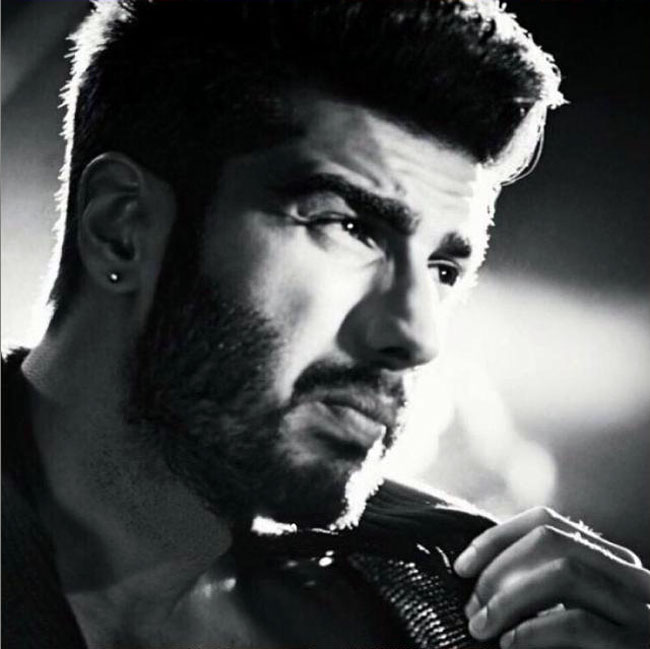 बॉलीवुड स्टार्स ने इंस्टाग्राम पर शेयर की अपनी मस्तियां