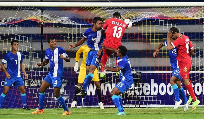 भारत-ओमान के बीच फीफा विश्वकप क्वालीफायर्स मुकाबले की तस्वीरें