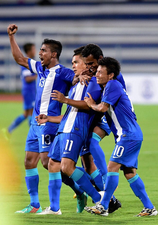 भारत-ओमान के बीच फीफा विश्वकप क्वालीफायर्स मुकाबले की तस्वीरें