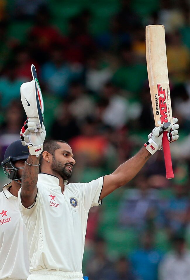 फतुल्लाह टेस्टः पहला दिन धवन, मुरली और बारिश के नाम