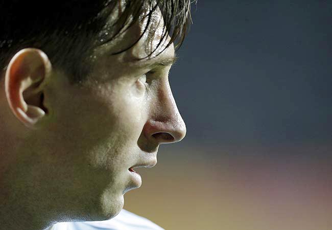 फुटबॉल के जादूगर लियोनेल मेसी को हैप्पी बर्थडे