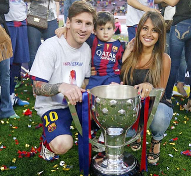 फुटबॉल के जादूगर लियोनेल मेसी को हैप्पी बर्थडे