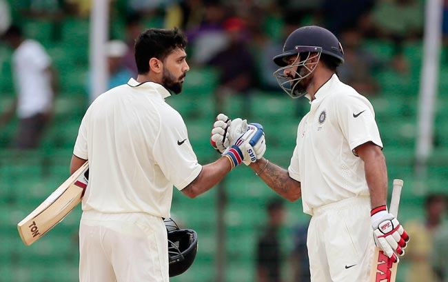 INDvsBAN Day-3: बारिश की आंख-मिचौली के बीच मुरली-रहाणे छाए