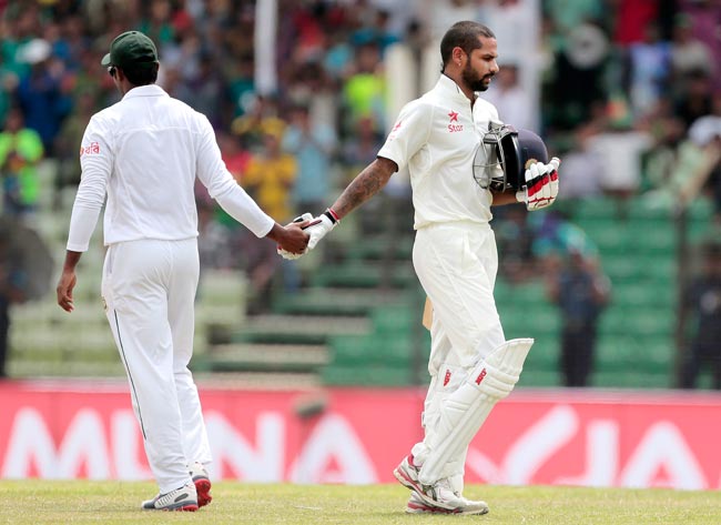 INDvsBAN Day-3: बारिश की आंख-मिचौली के बीच मुरली-रहाणे छाए