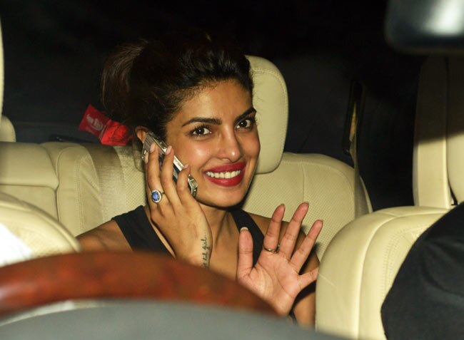 'दिल धड़कने दो' की स्क्रीनिंग पर लगा बॉलीवुड सेलेब्रिटीज का तांता