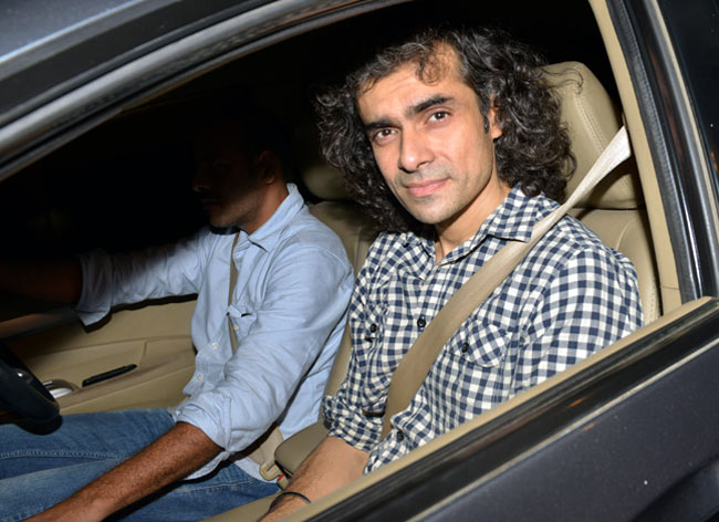 'दिल धड़कने दो' की स्क्रीनिंग पर लगा बॉलीवुड सेलेब्रिटीज का तांता