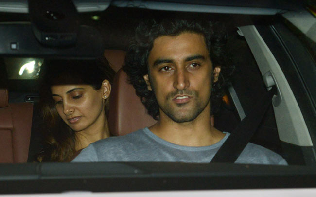 'दिल धड़कने दो' की स्क्रीनिंग पर लगा बॉलीवुड सेलेब्रिटीज का तांता