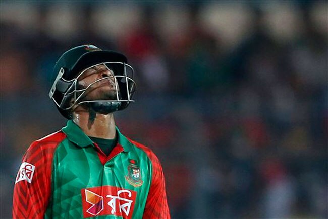 बांग्लादेश के खिलाफ टीम इंडिया ने किया सरेंडर