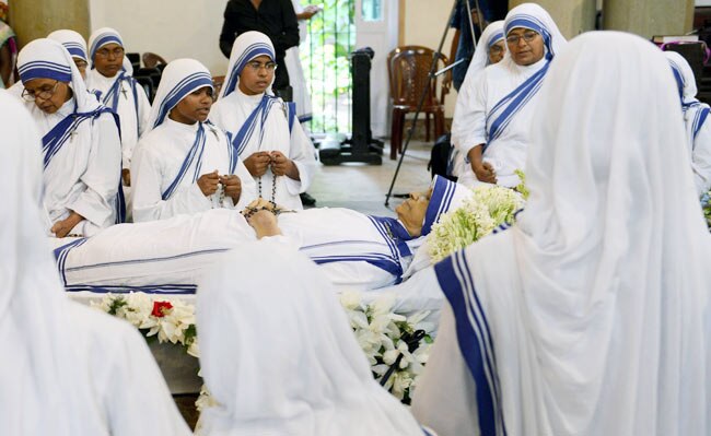 कोलकाता में सिस्टर निर्मला जोशी का निधन