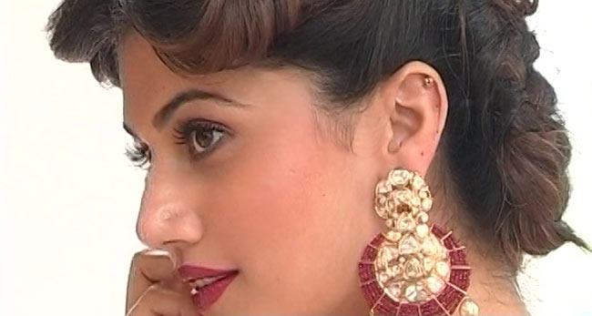 जब दुल्हन बनीं तापसी पन्नू