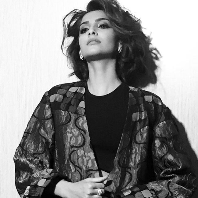 सोनम कपूर का हॉट फोटोशूट जो उड़ा देगा आपके होश