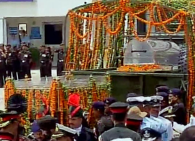 आखिरी यात्रा पर निकले 'मिसाइल मैन'