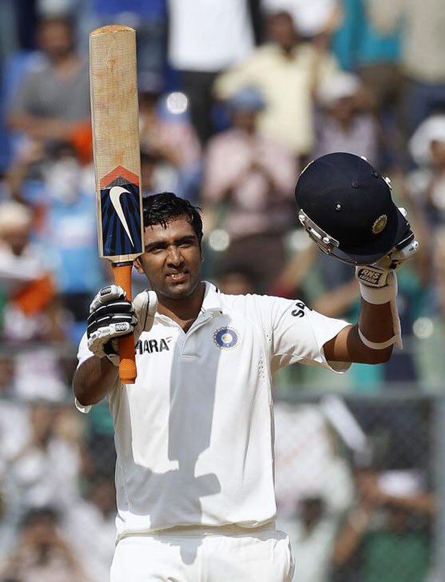 अर्जुन पुरस्कार विजेता ऑफ स्पिनर रविचंद्रन अश्विन की तस्वीरें