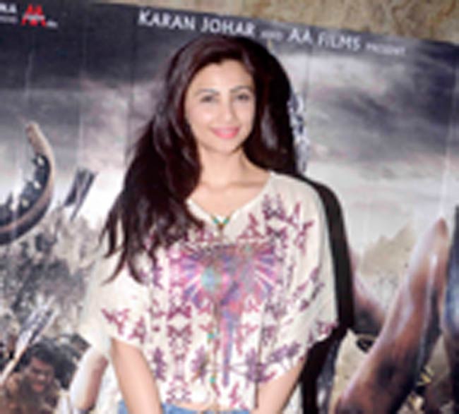 'बाहुबली' की स्क्रीनिंग पर सलमान संग पहुंचीं संगीता बिजलानी