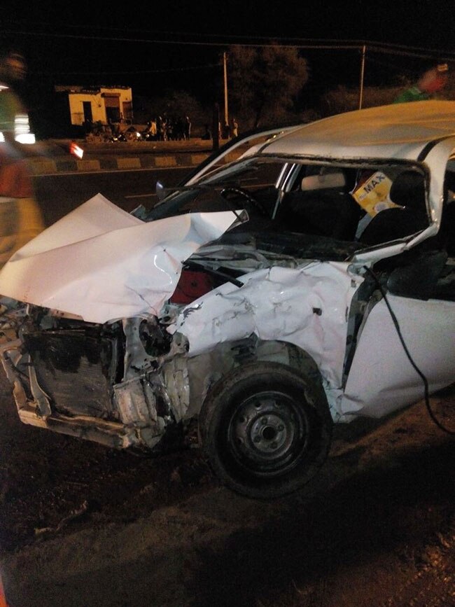 तस्वीरें: सड़क हादसे में लहूलुहान हुईं हेमा मालिनी...