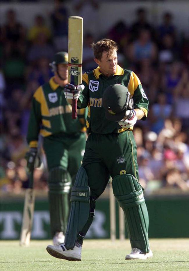 क्रिकेट के सुपर फील्डर जोंटी रोड्स को हैप्पी बर्थडे