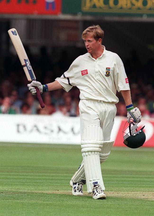 क्रिकेट के सुपर फील्डर जोंटी रोड्स को हैप्पी बर्थडे