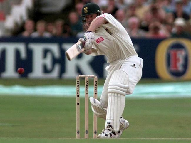 क्रिकेट के सुपर फील्डर जोंटी रोड्स को हैप्पी बर्थडे