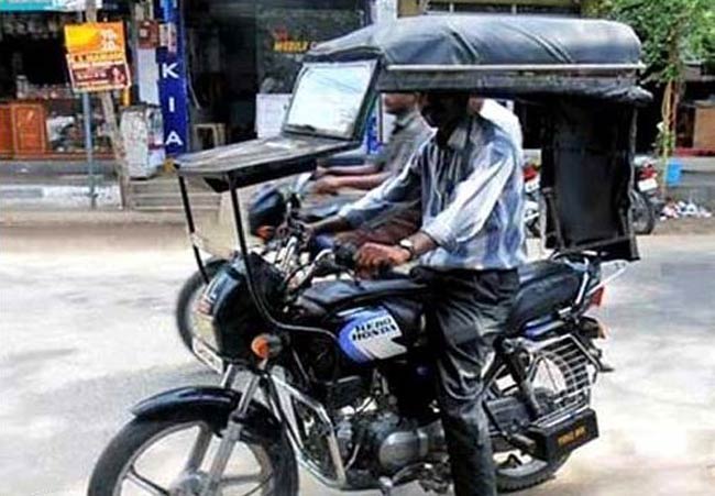 तेरा ध्यान किधर है... जुगाड़ इधर है...