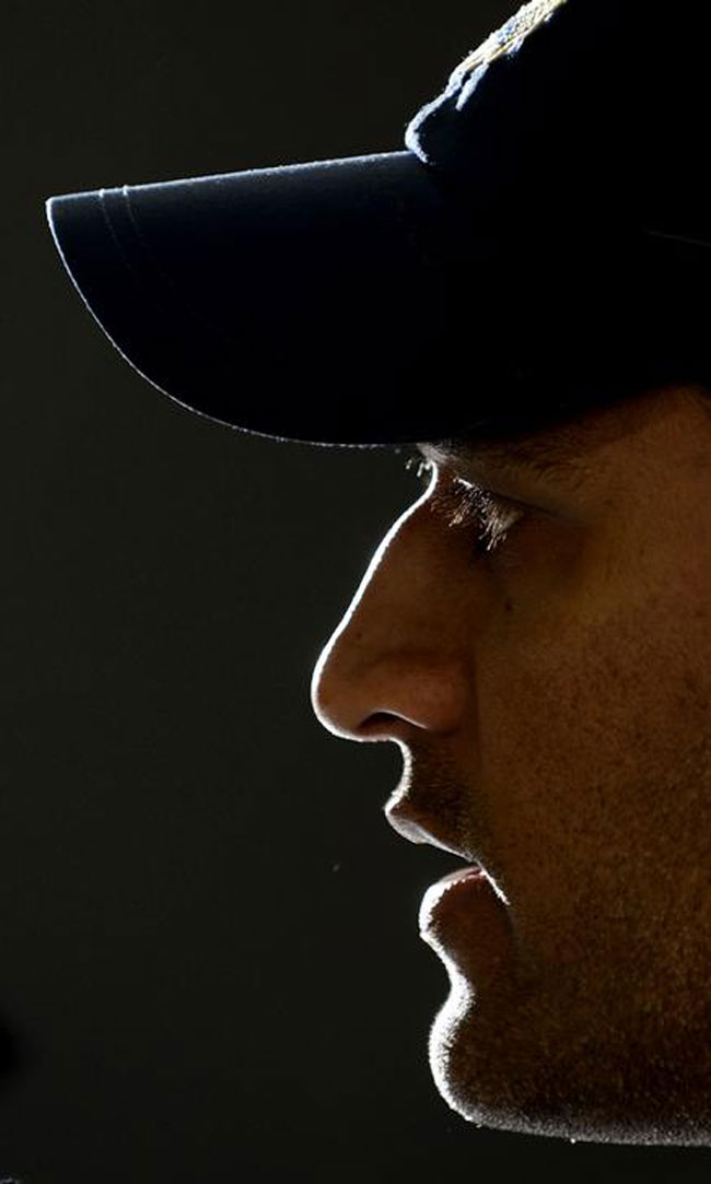 बर्थडे स्पेशल: कैप्टन कूल धोनी के खास 25 रिकॉर्ड्स