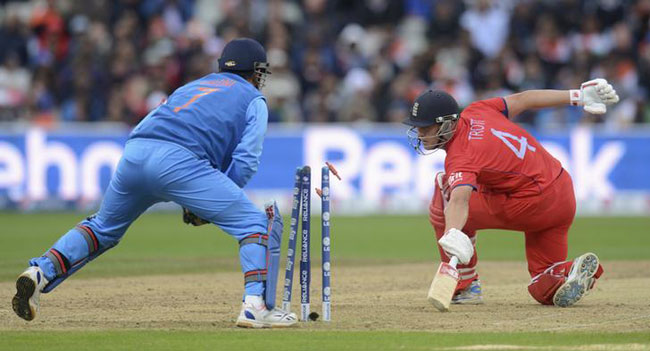 बर्थडे स्पेशल: कैप्टन कूल धोनी के खास 25 रिकॉर्ड्स