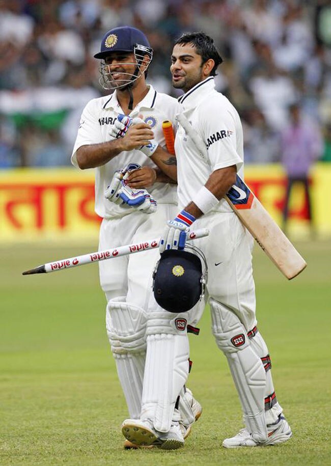 बर्थडे स्पेशल: कैप्टन कूल धोनी के खास 25 रिकॉर्ड्स