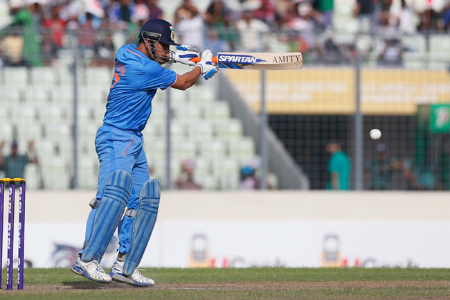 बर्थडे स्पेशल: कैप्टन कूल धोनी के खास 25 रिकॉर्ड्स