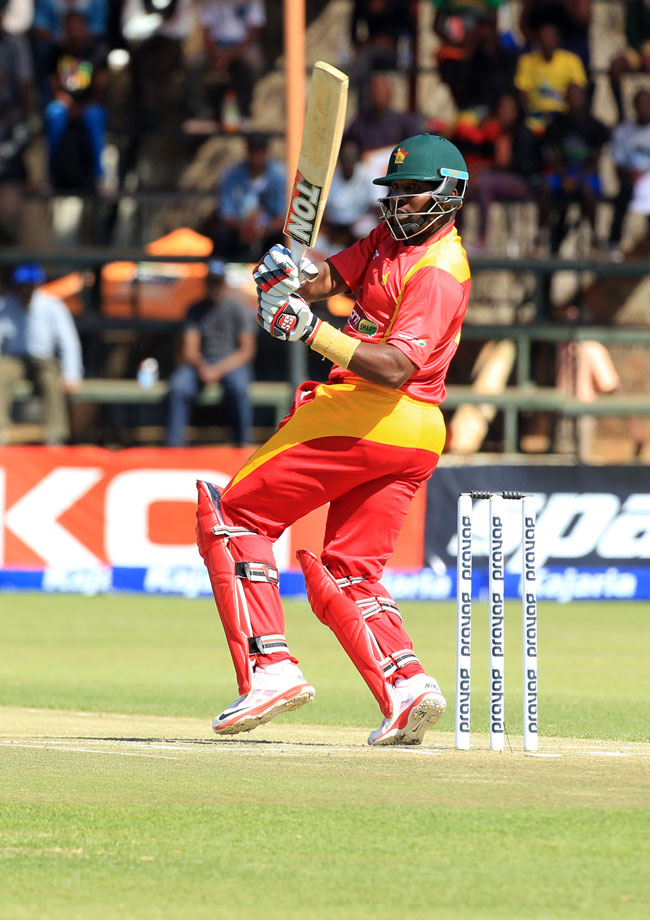 भारत-जिंबाब्वे के बीच पहले टी20 की तस्वीरें