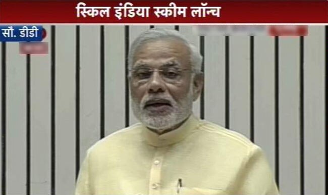 15 जुलाई 2015: तस्वीरों में दिनभर की बड़ी खबरें