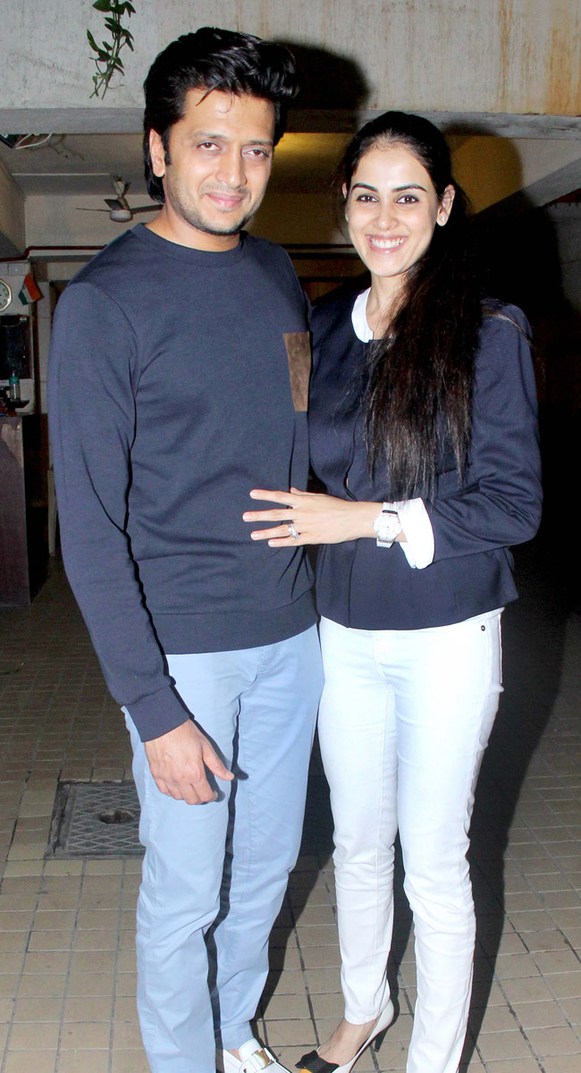 सैफ-करीना की डिनर पार्टी पर कटरीना-रणबीर समेत पहुंचे कई सितारे