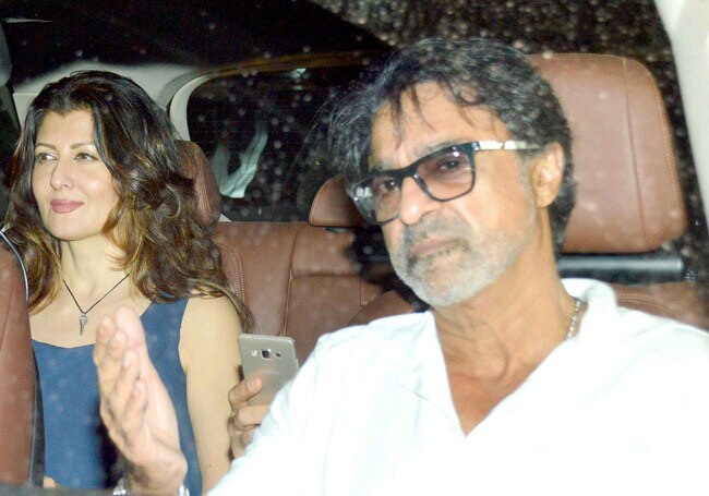 'बजरंगी भाईजान' का पेंडेंट पहन स्क्रीनिंग पर पहुंचे सि‍तारे