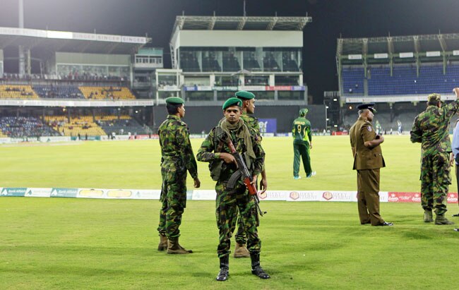 श्रीलंका-पाकिस्तान वनडे में हुआ बवाल