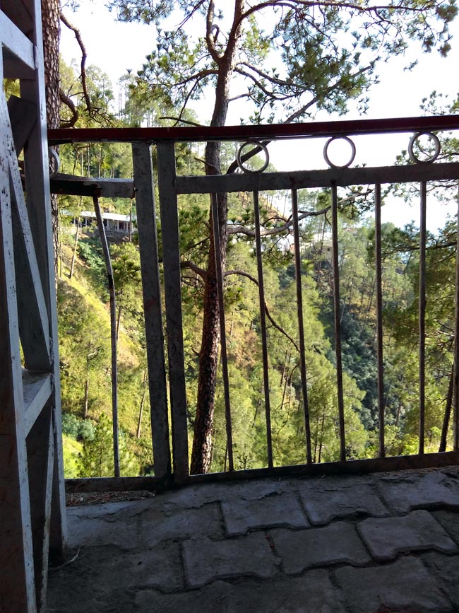 श्रद्धा-भक्त‍ि से सराबोर कर देती है वैष्णो देवी की यात्रा