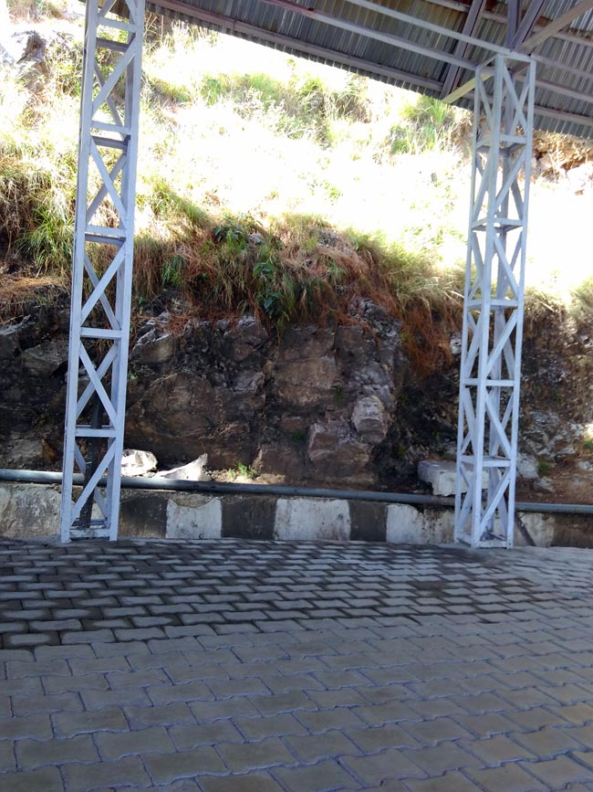 श्रद्धा-भक्त‍ि से सराबोर कर देती है वैष्णो देवी की यात्रा