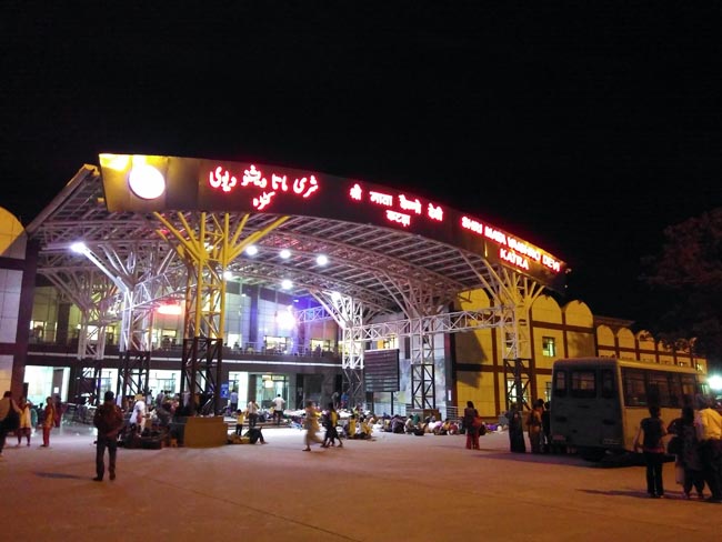 श्रद्धा-भक्त‍ि से सराबोर कर देती है वैष्णो देवी की यात्रा