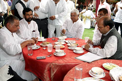 सियासी दिग्गज लालू प्रसाद का सियासी सफर