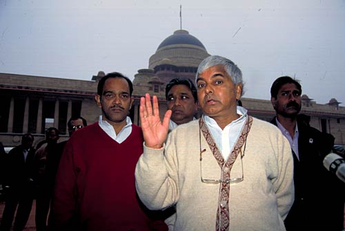 सियासी दिग्गज लालू प्रसाद का सियासी सफर