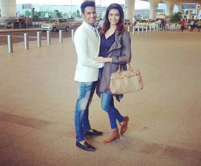 करिश्मा तन्ना के बर्थडे पर देखें उनकी खास तस्वीरें