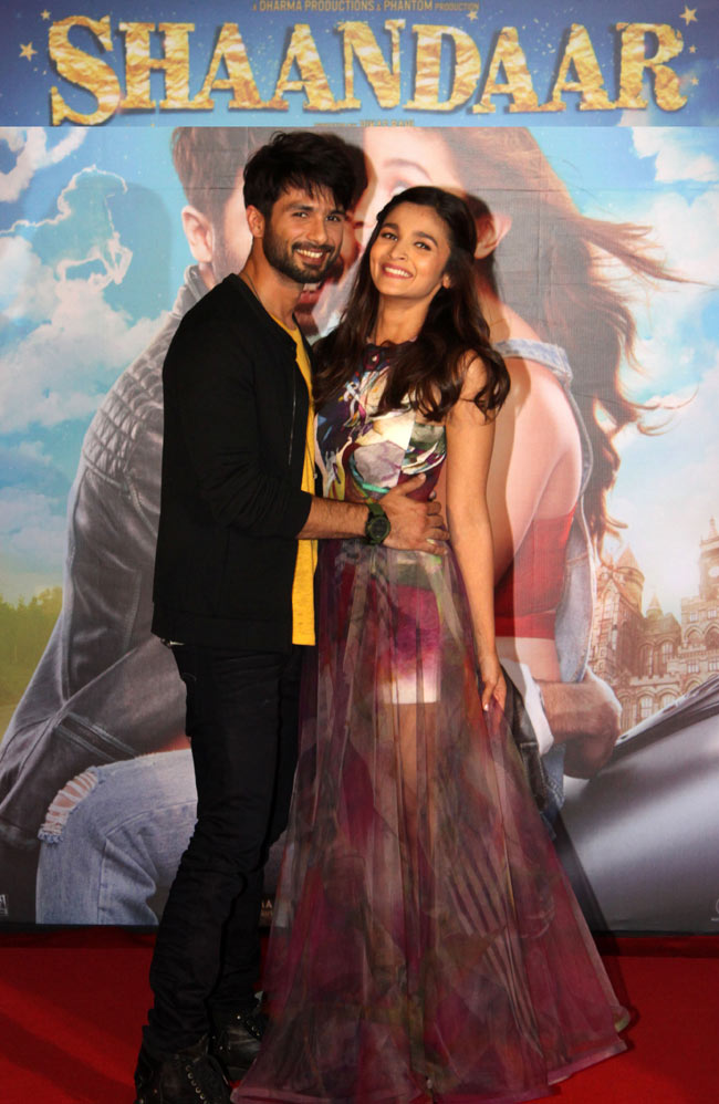 आलिया, शाहिद की 'शानदार' के ट्रेलर लॉन्च पर फन कैमिस्ट्री