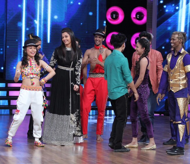 ऐश्वर्या राय और इरफान खान DID के सेट पर पहुंचे