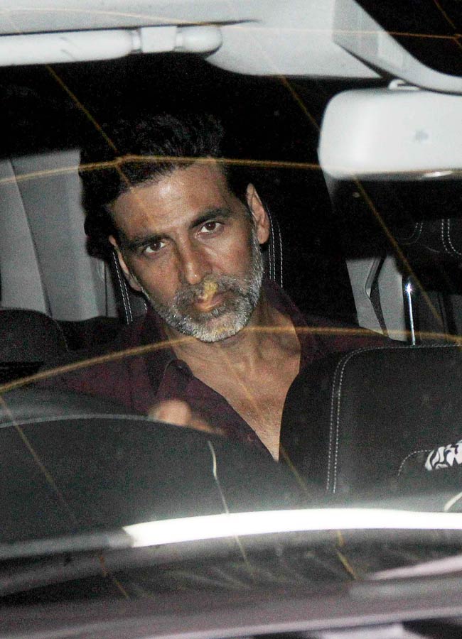 'ब्रदर्स' की स्क्रीनिंग को इन बॉलीवुड सितारों ने बनाया खास