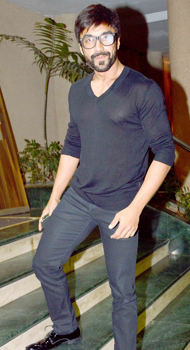 माधुरी सहित मनीष पॉल की बर्थडे पार्टी में पंहुचे ये बॉलीवुड सितारे