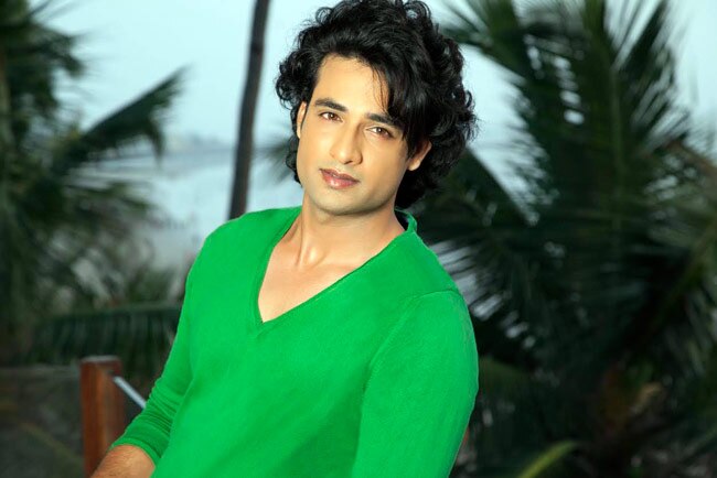 जानें छोटे पर्दे के सितारे किस बॉलीवुड स्टार को बनाना चाहते हैं भाई-बहन