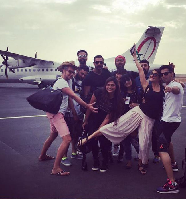 इंस्टाग्राम पर सितारों ने शेयर की अपनी मस्तियां