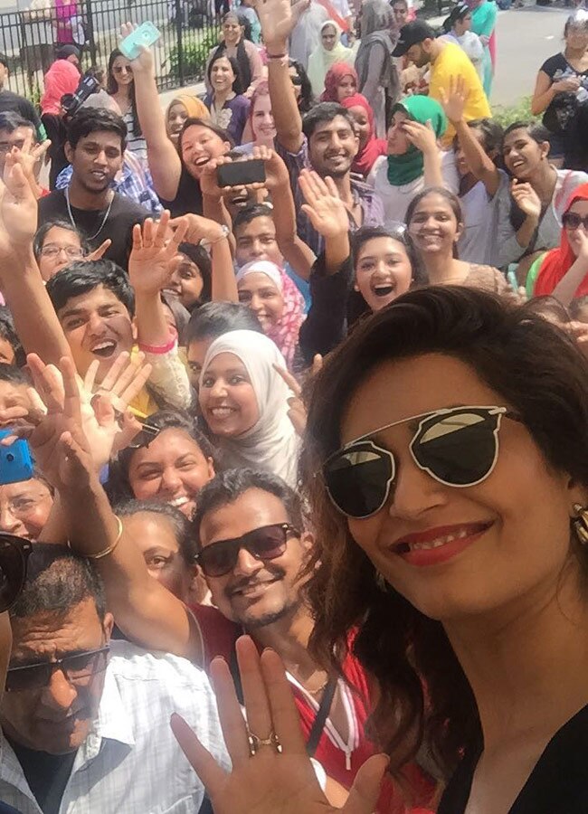 करिश्मा तन्ना के बर्थडे पर देखें उनकी खास तस्वीरें