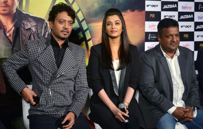 मिस ना करें 'जज्बा' के ट्रेलर लॉन्च पर ऐश्वर्या और इरफान की केमिस्ट्री