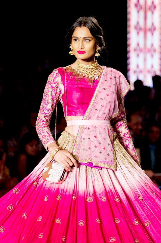 शो स्टॉपर ऐश, कंगना और शि‍ल्पा शेट्टी का कातिलाना अंदाज